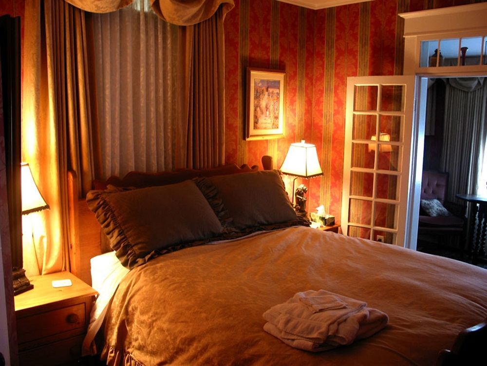 Calgary Westways Guest House Kültér fotó