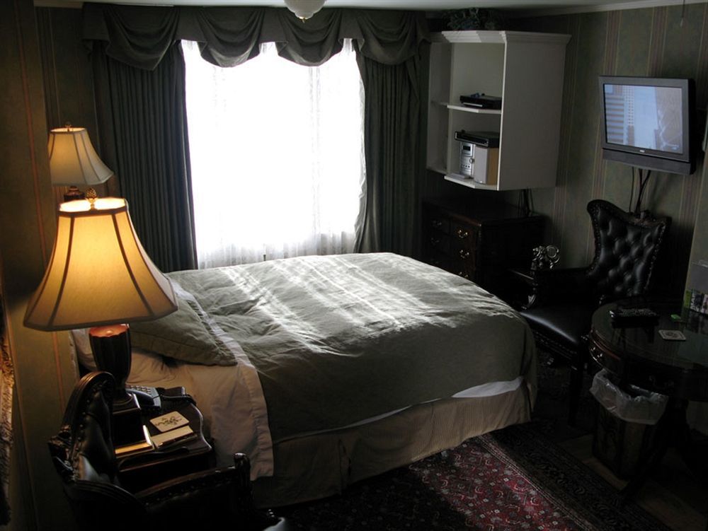 Calgary Westways Guest House Kültér fotó